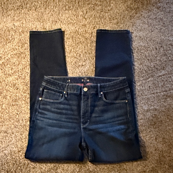 White House Black Market Jeans the slim size 8 new - Picture 2 of 5